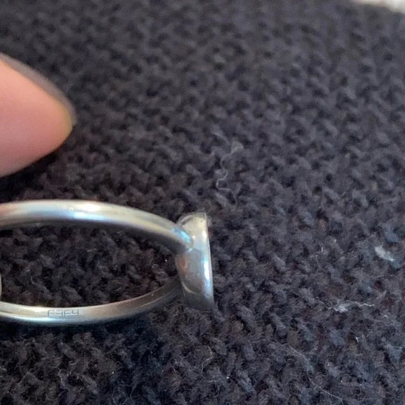 PRE-LOVED DIAMOND PAVÉ RING SIZE 7 - Picture 5 of 5